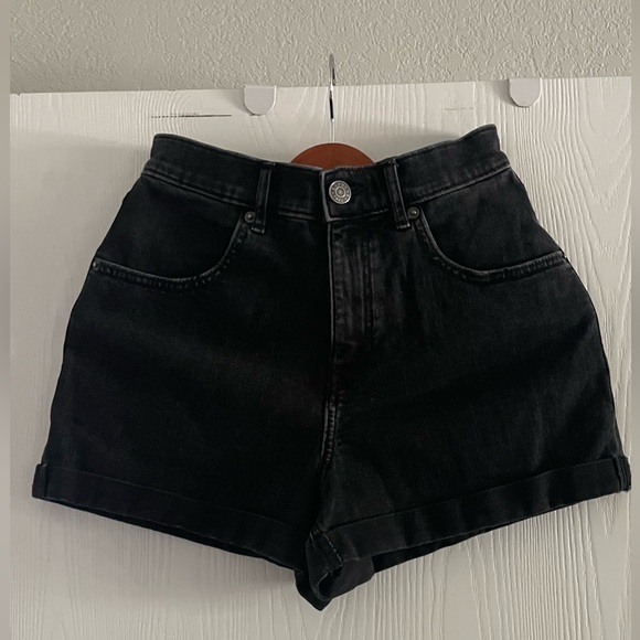 Express Black Jean Mom Shorts Shortie High Rise for Women Size 2 - Picture 2 of 12